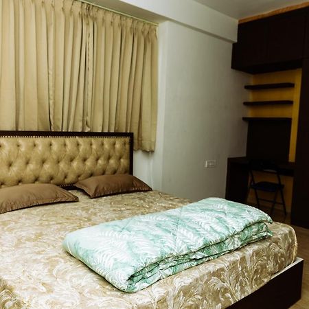Rvr Home - Beautiful Rooms Bengalúr Exteriér fotografie