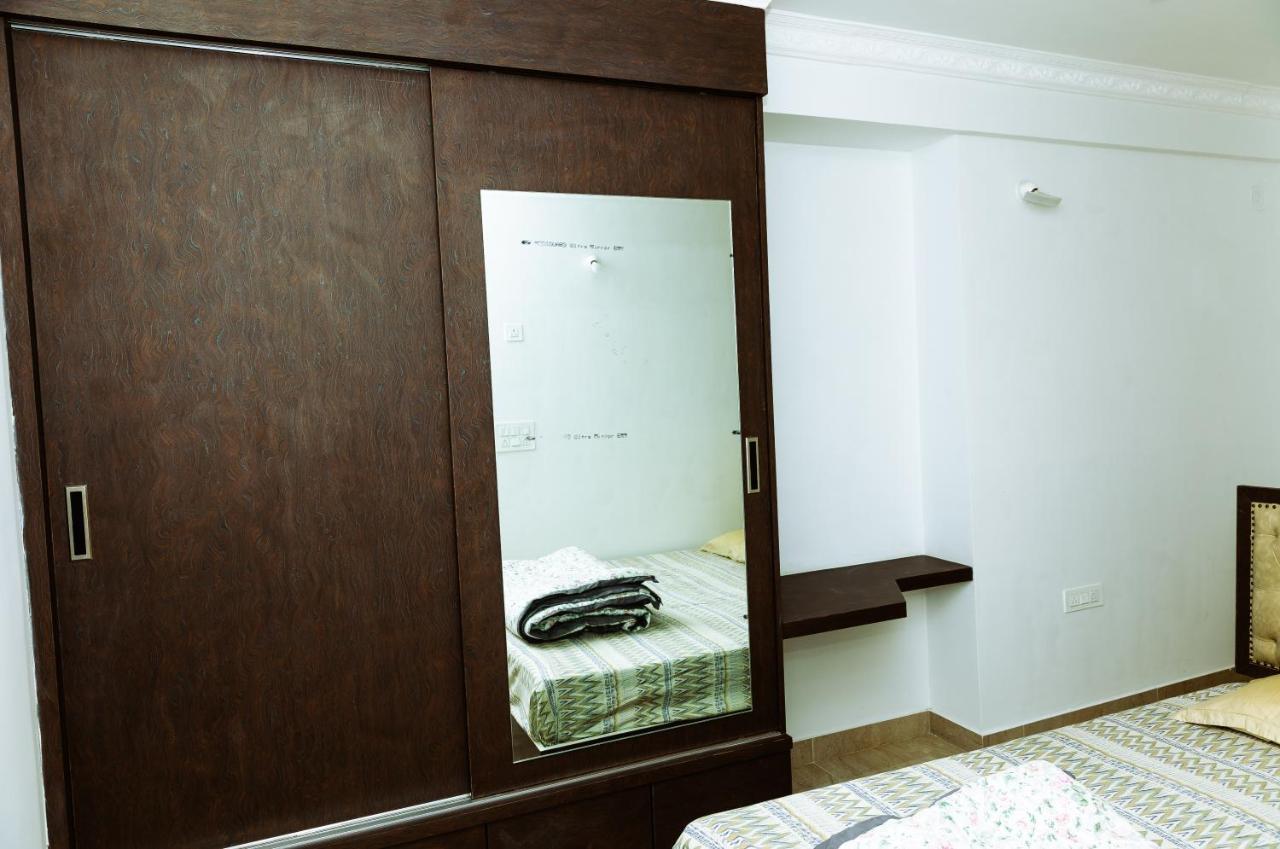 Rvr Home - Beautiful Rooms Bengalúr Exteriér fotografie